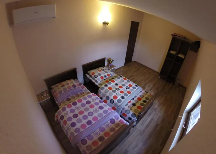 Glide Hostel